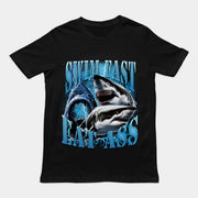 Zwem snel, eet kont t-shirt