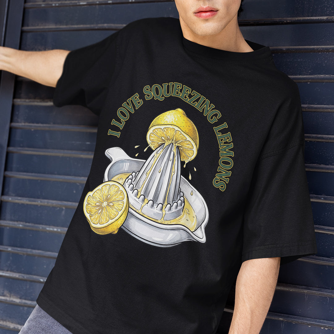 I love squeezing lemons T-Shirt Orbital Clothing