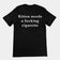Kätzchen braucht eine Zigarette T-Shirt (Rückenaufdruck)