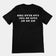 Setz dich auf mein Gesicht, damit du diesen T-Shirt-Aufdruck (Rückseite) lesen kannst.